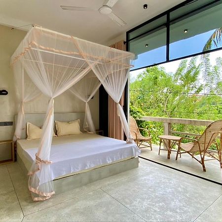 Lotus Surf House Midigama East Exterior foto