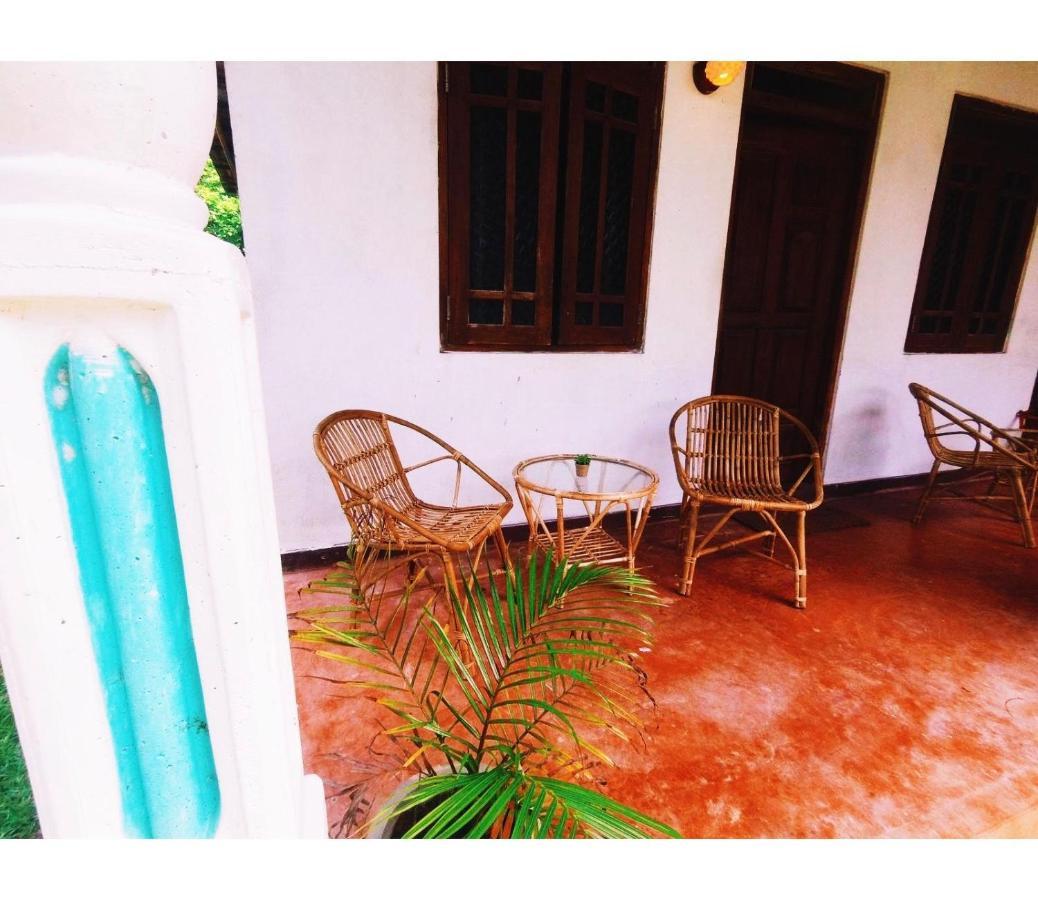 Lotus Surf House Midigama East Quarto foto